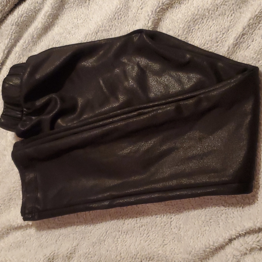 D-Signed special edition shiny black leggings 7/8